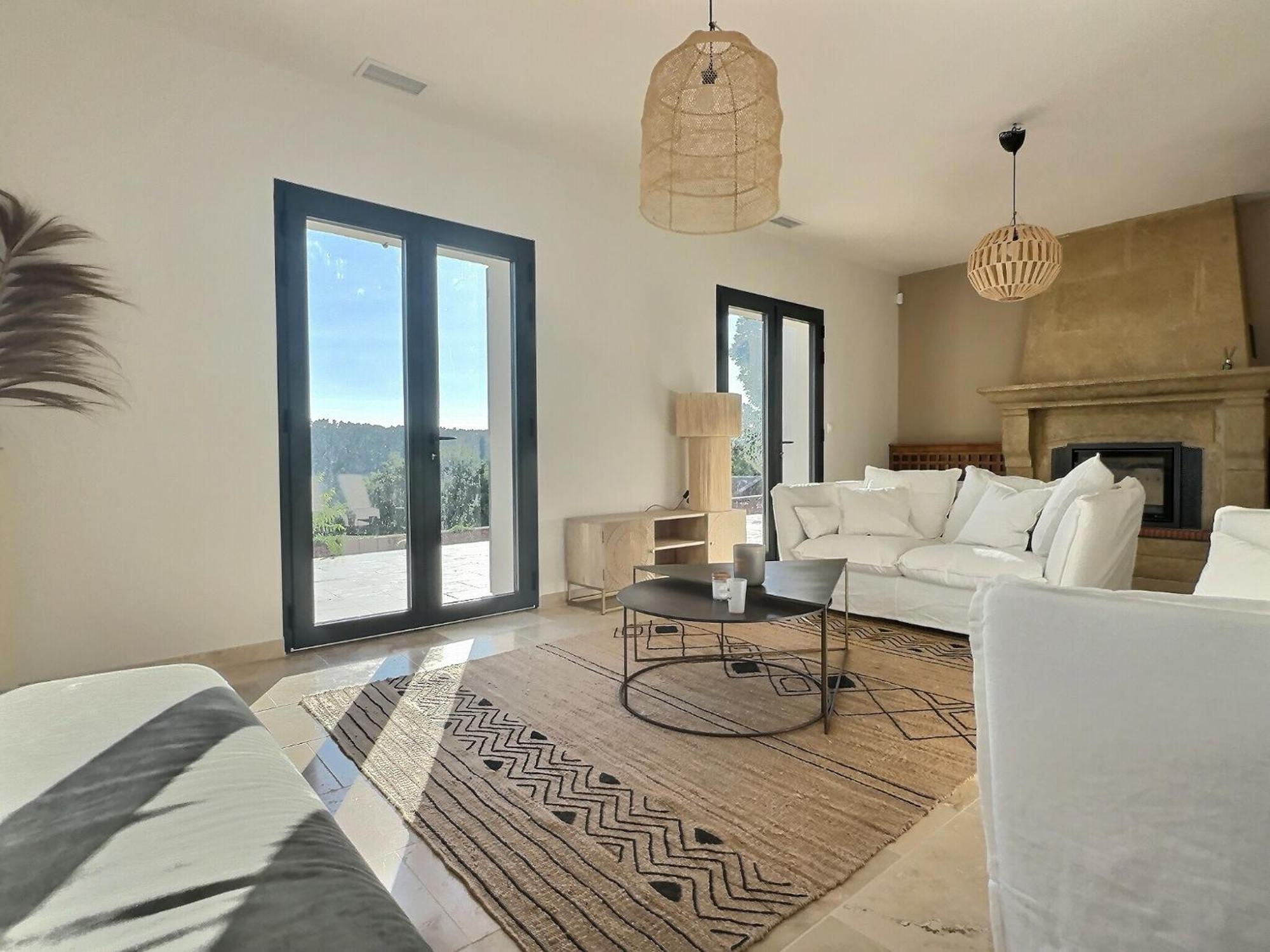 Sous Le « Figuier » Villa Cornillon-Confoux ภายนอก รูปภาพ