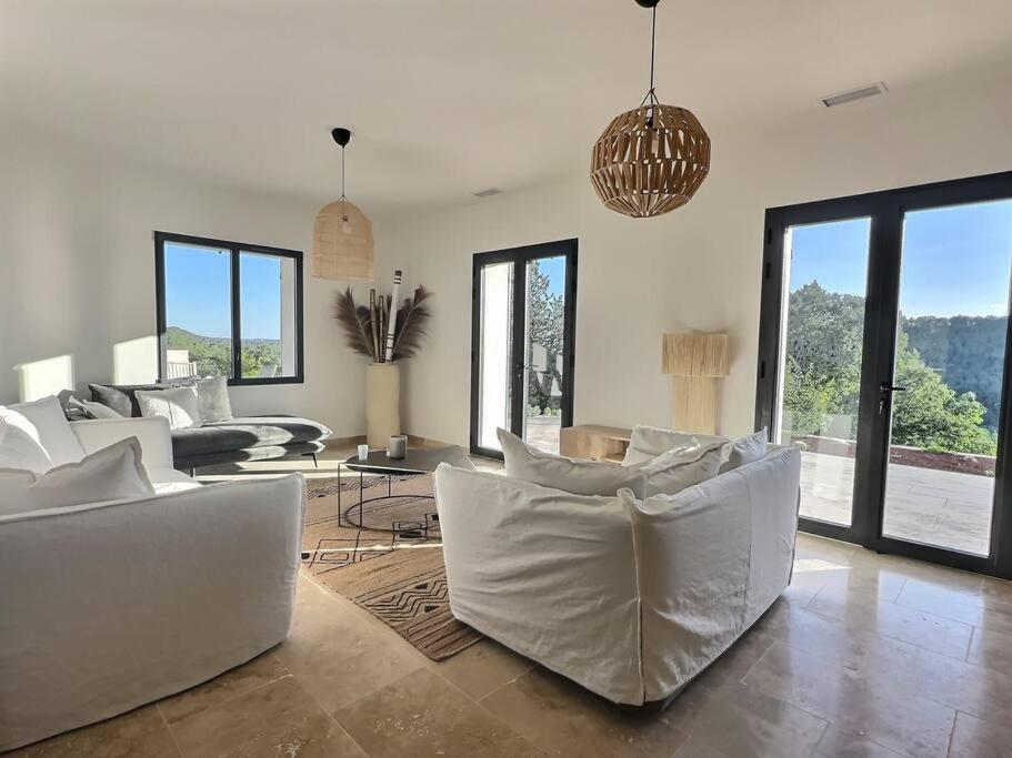 Sous Le « Figuier » Villa Cornillon-Confoux ภายนอก รูปภาพ