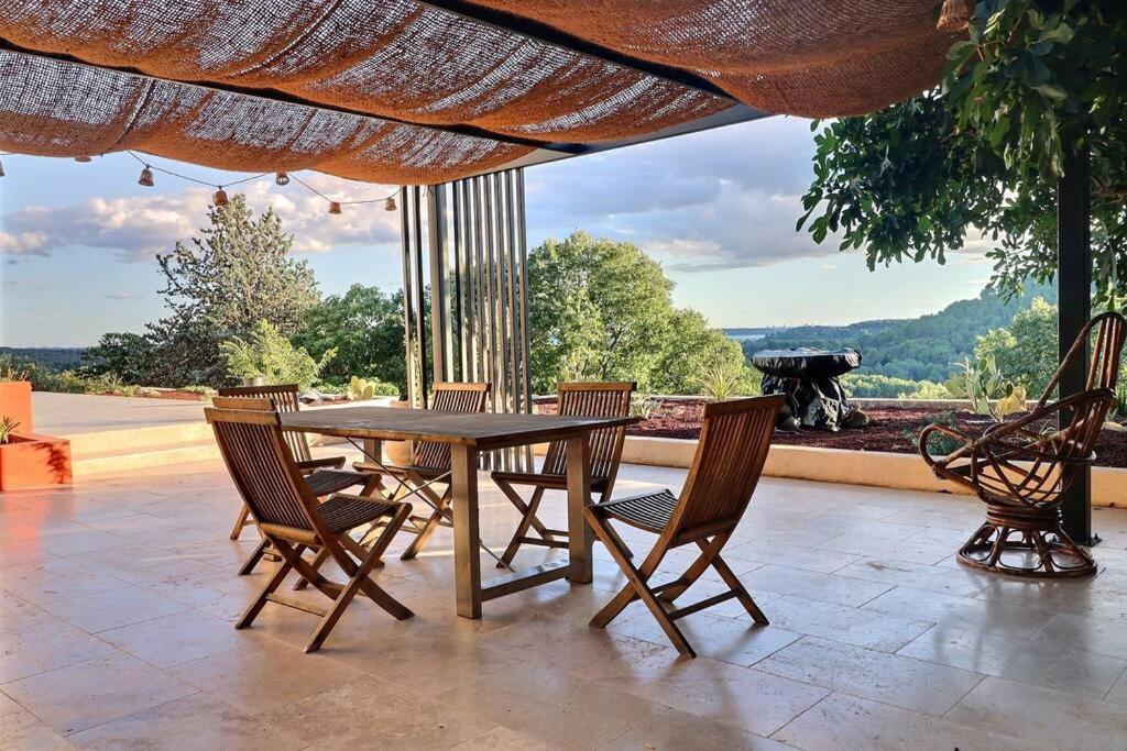 Sous Le « Figuier » Villa Cornillon-Confoux ภายนอก รูปภาพ