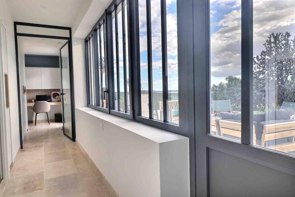 Sous Le « Figuier » Villa Cornillon-Confoux ภายนอก รูปภาพ